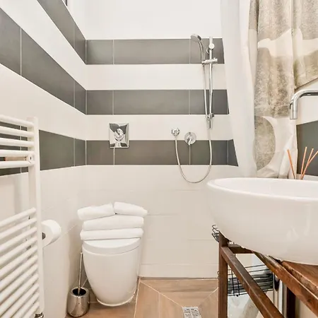 Cinque Terre The Harbour - Two Bathrooms * لا سبيتسْيا